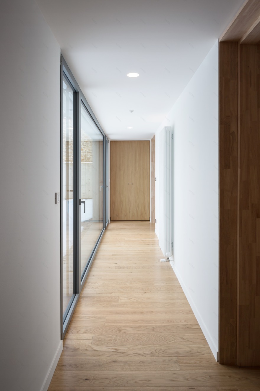 Vulcano+Gibello Architectes丨别墅建筑丨House on the Hillside-29