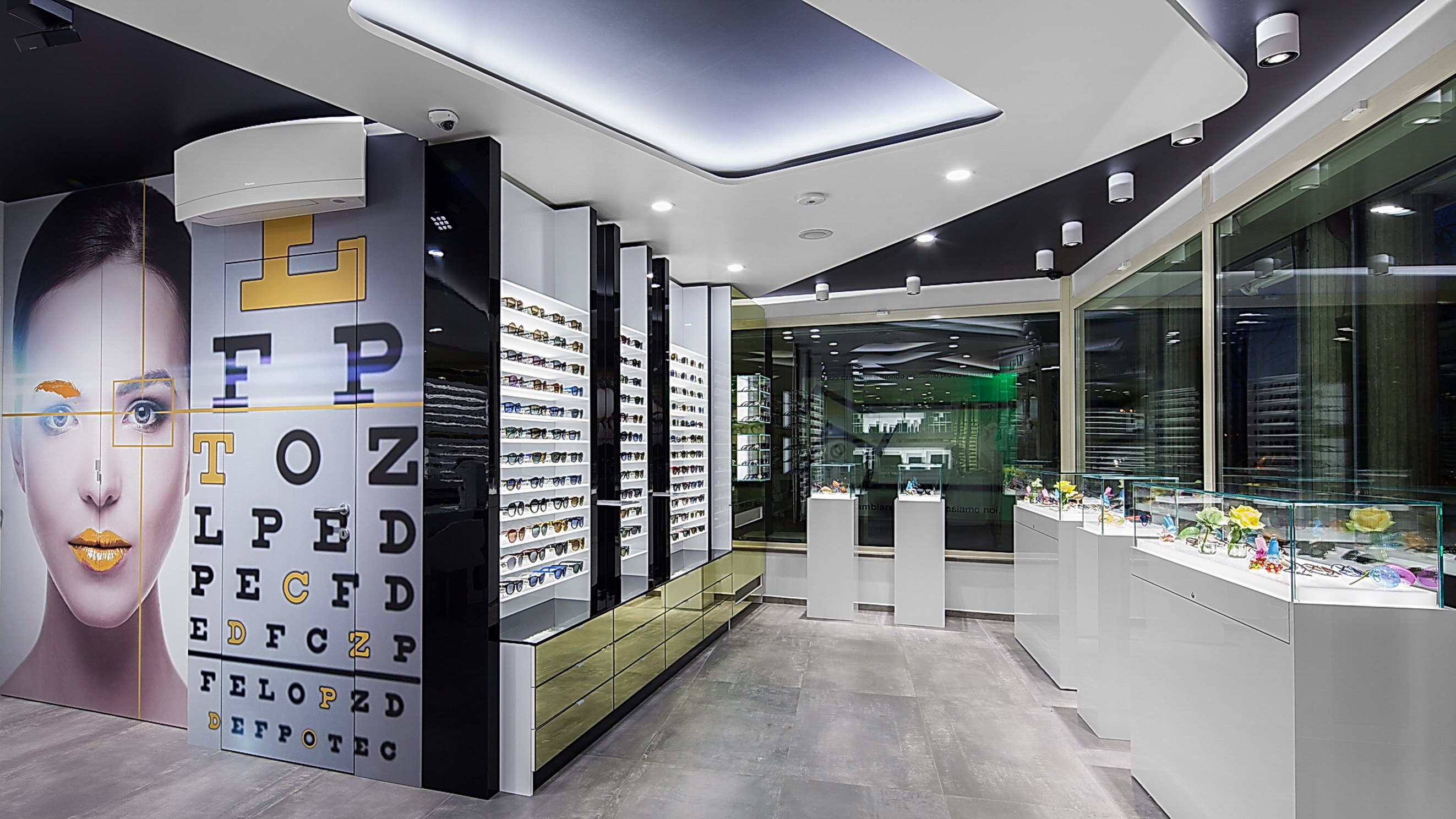 Ottica MODERNA 眼镜店-12