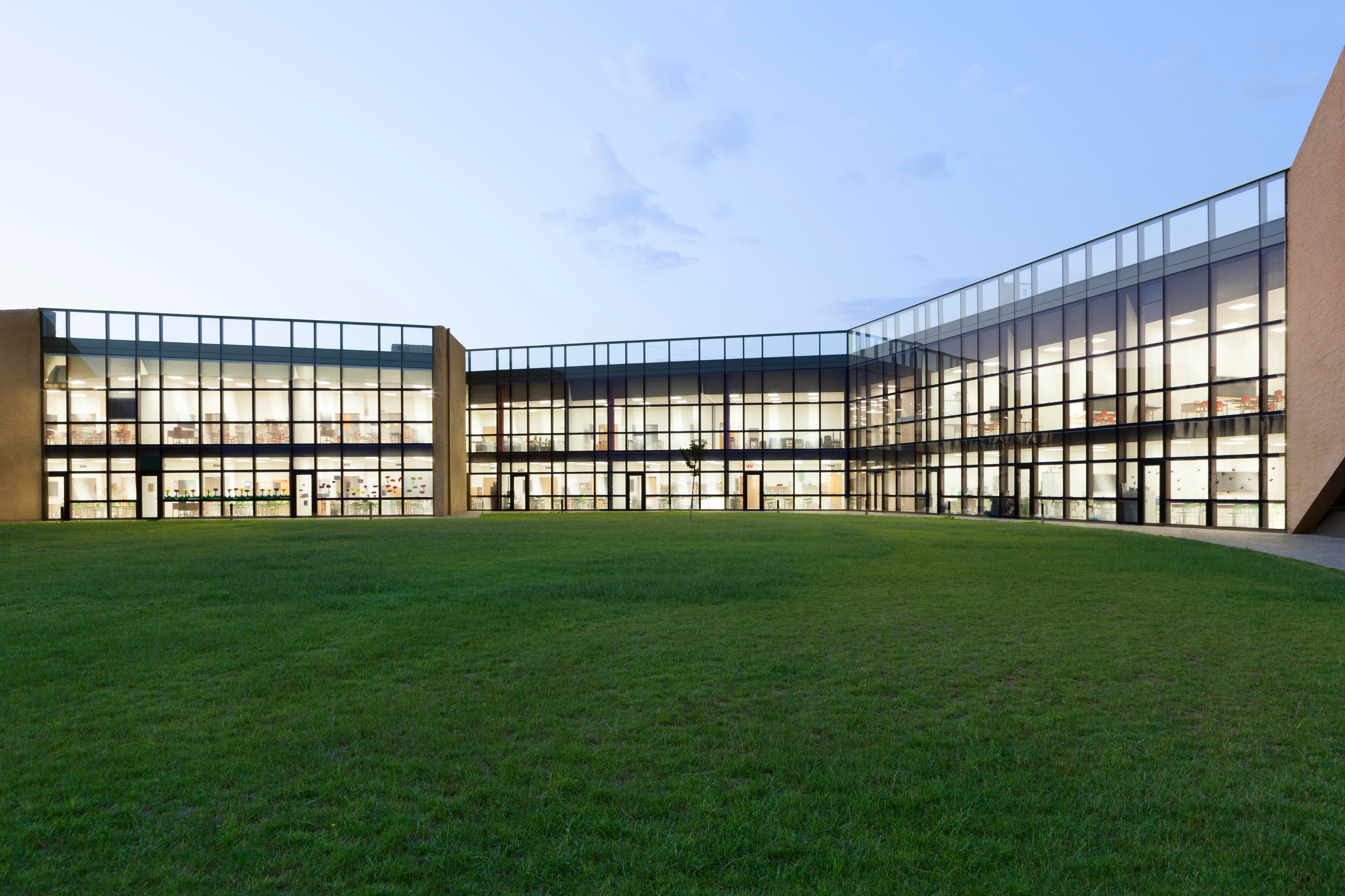 绿意盎然的山地小学 | 意大利 Colognola ai Colli 新小学设计-7