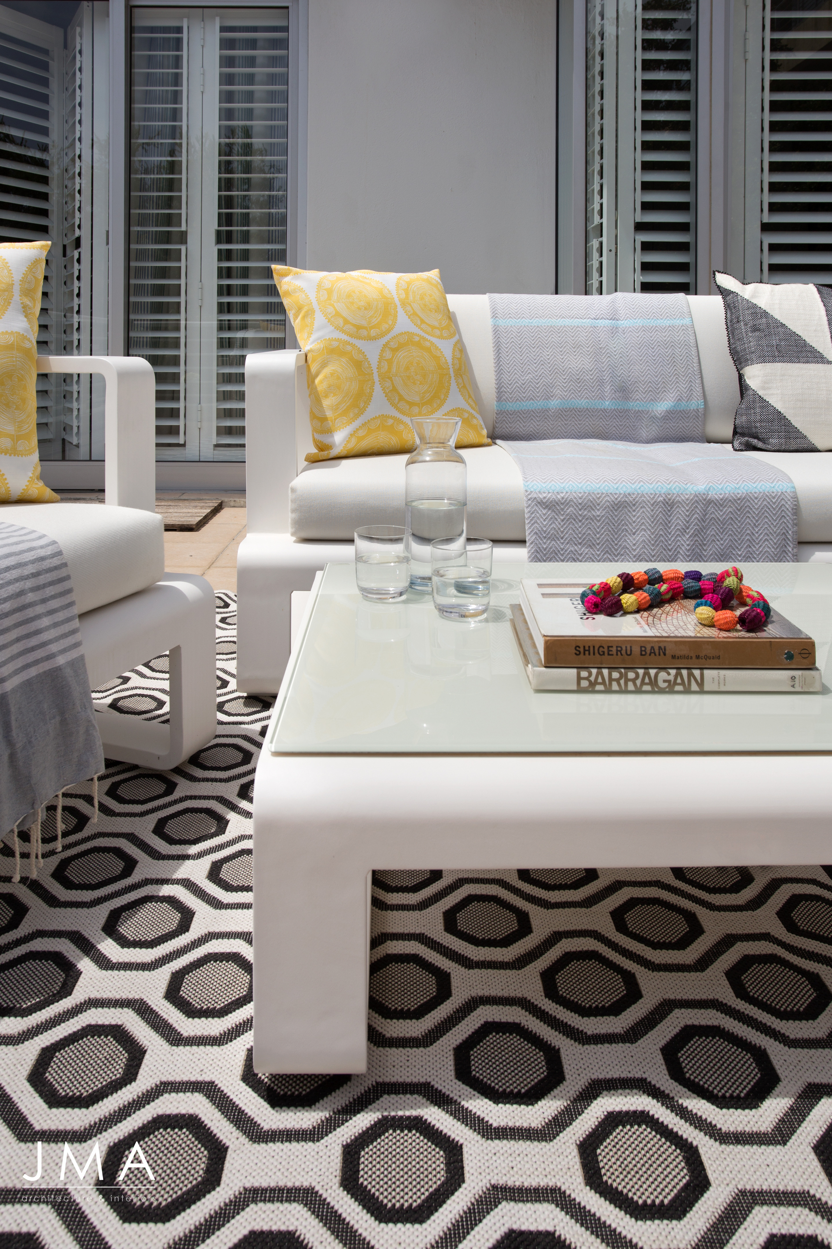 色彩与海景共融的南非公寓设计-11