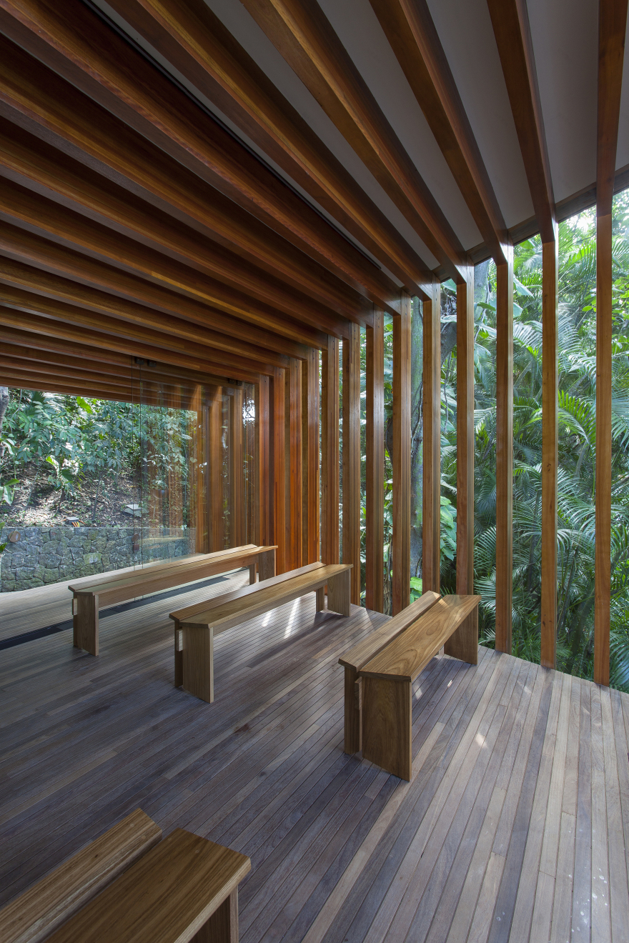 若Joá Chapel是人名和教堂名的组合,可译为若阿教堂-3