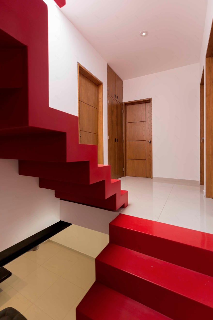 重塑 80 年代建筑,打造现代宜居别墅-13