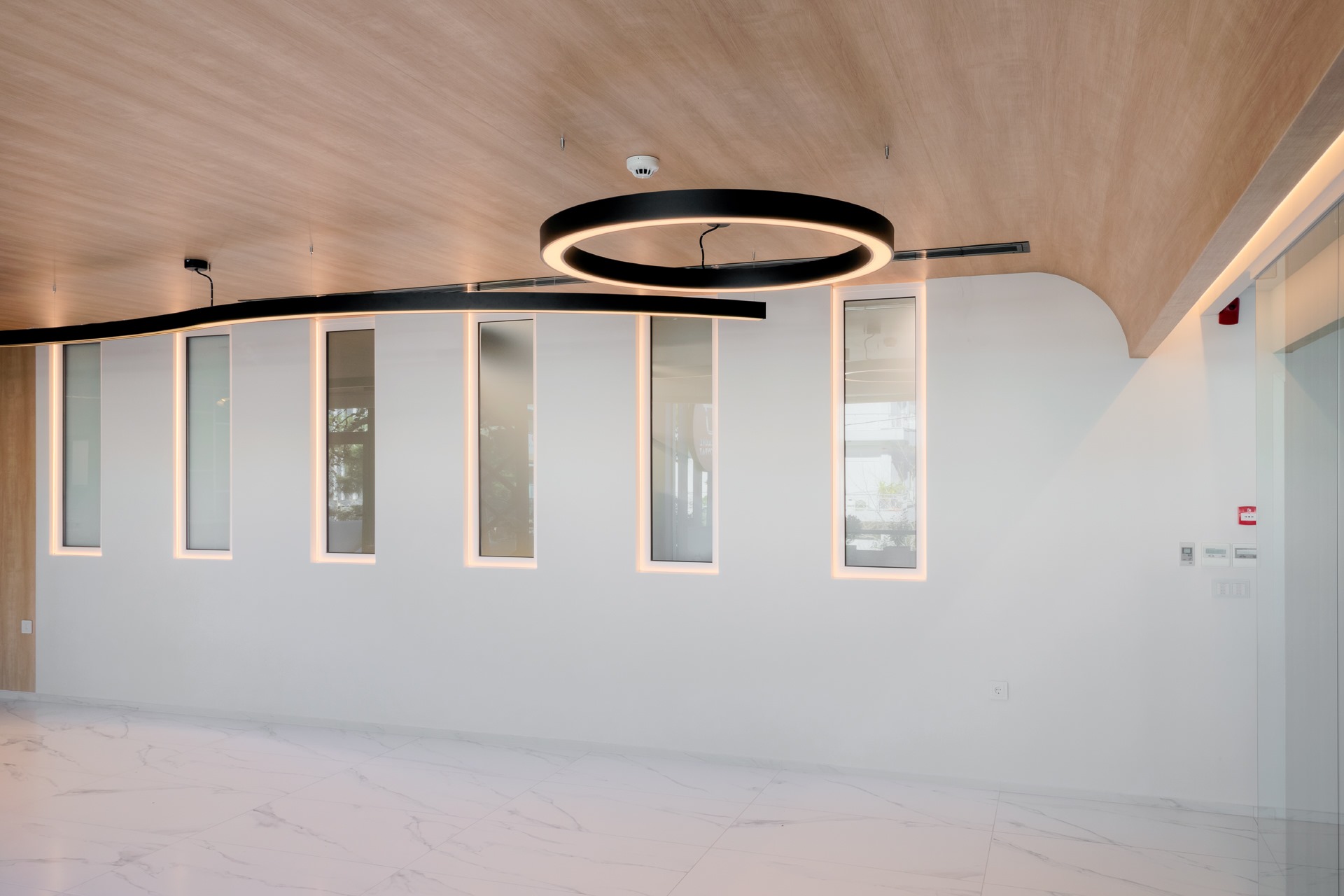 希腊肉市 | 功能布局与视觉动线的完美结合-50