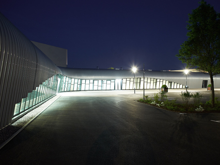 电影之城 Beaune 的电影制作工作室-7