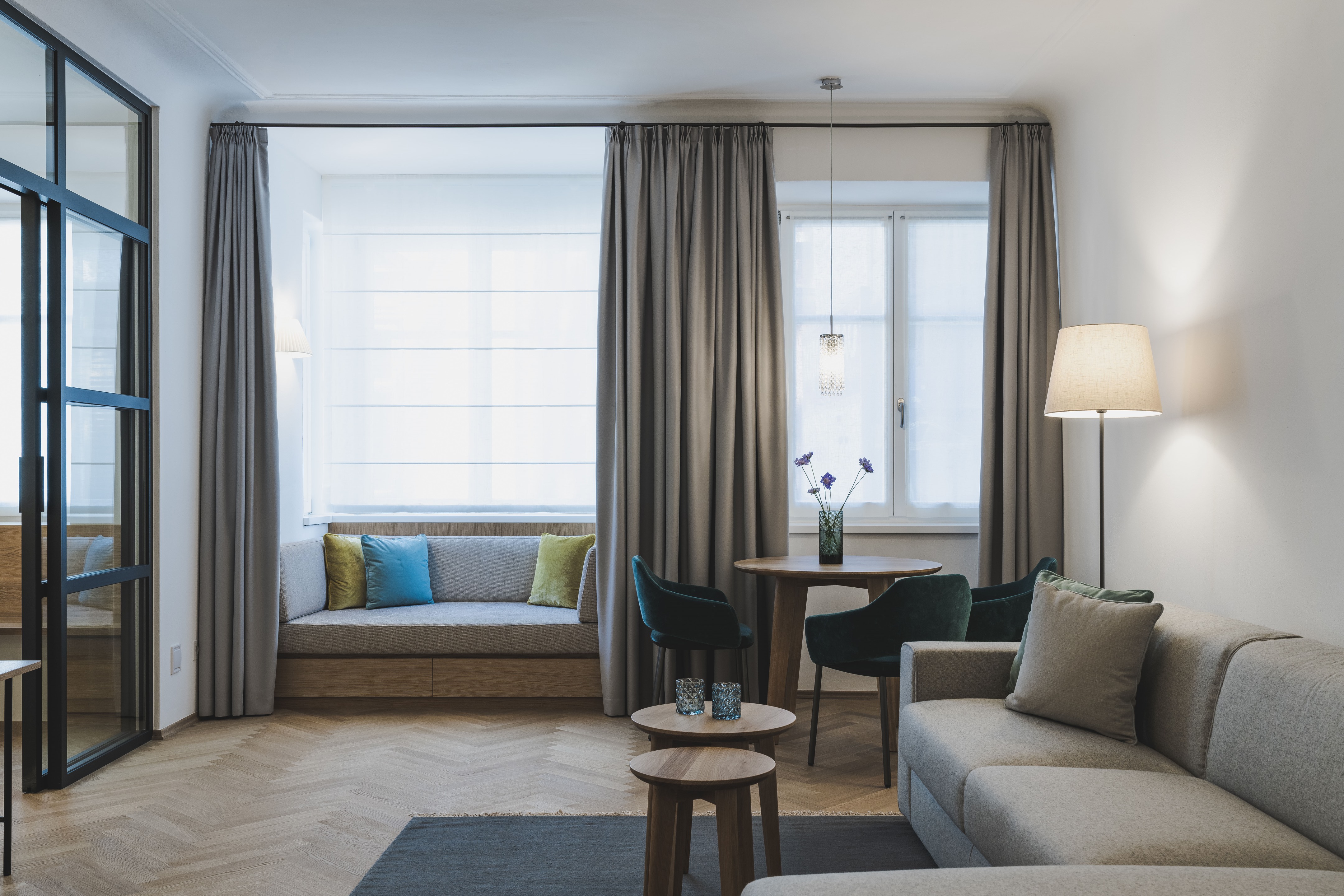 历史韵味与现代设计交融的度假公寓丨意大利-0