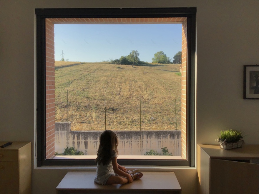 Campobasso 酒店扩建,现代风格融入乡村美景-12