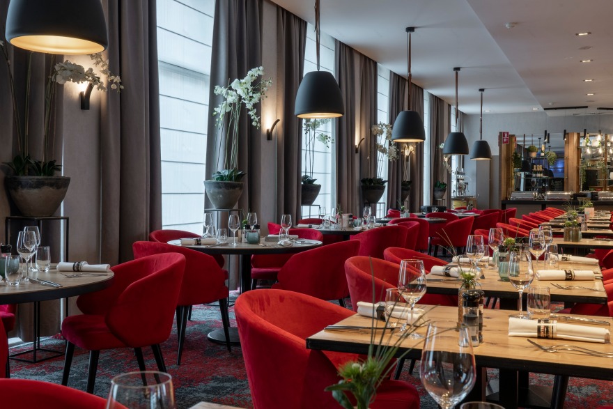 Van der Valk 酒店 Stream Collection 灯光设计-1