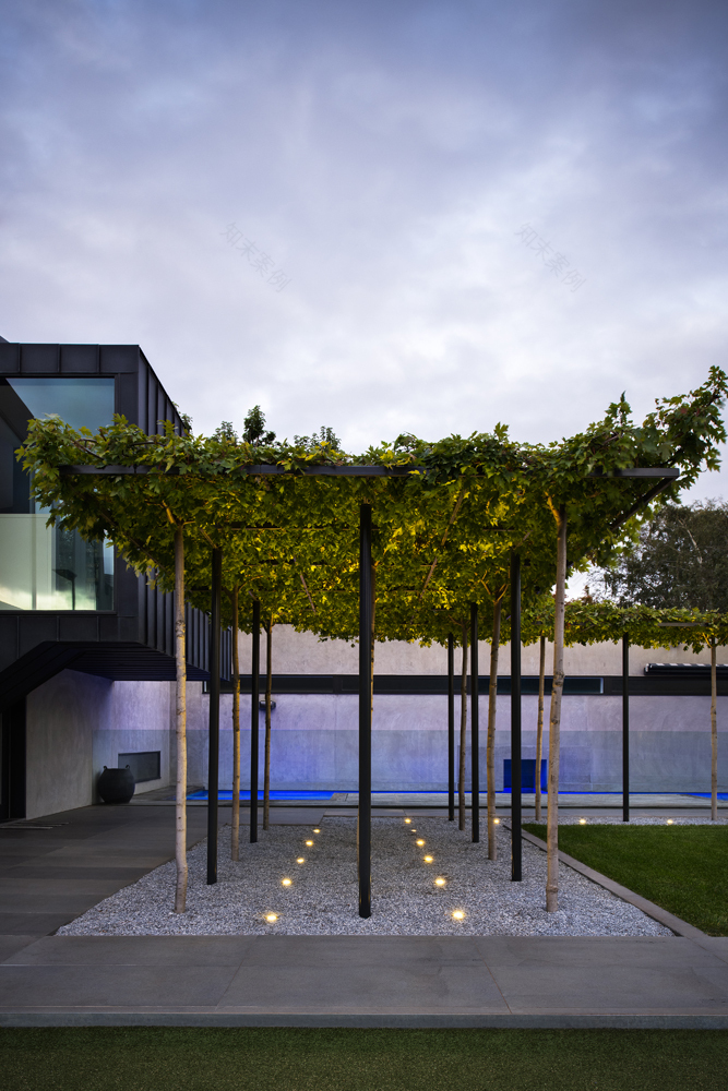 墨尔本私人庭院 | 绿色生活的艺术-1