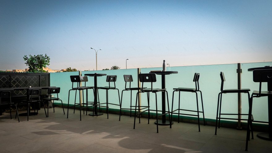 '返璞归真'咖啡店 | 英式设计打造沙特阿拉伯现代咖啡文化-4