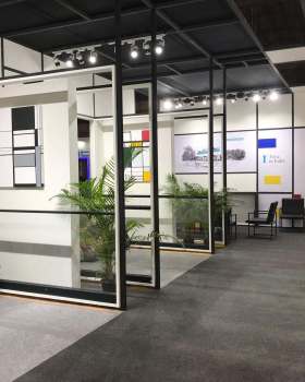 单一线条的蒙德里安风格展厅设计