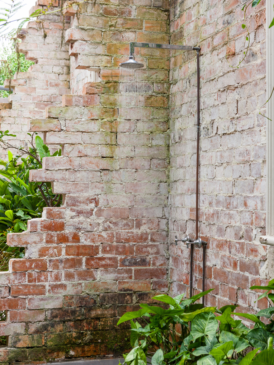 悉尼内城区的“少即是多”别墅设计-8