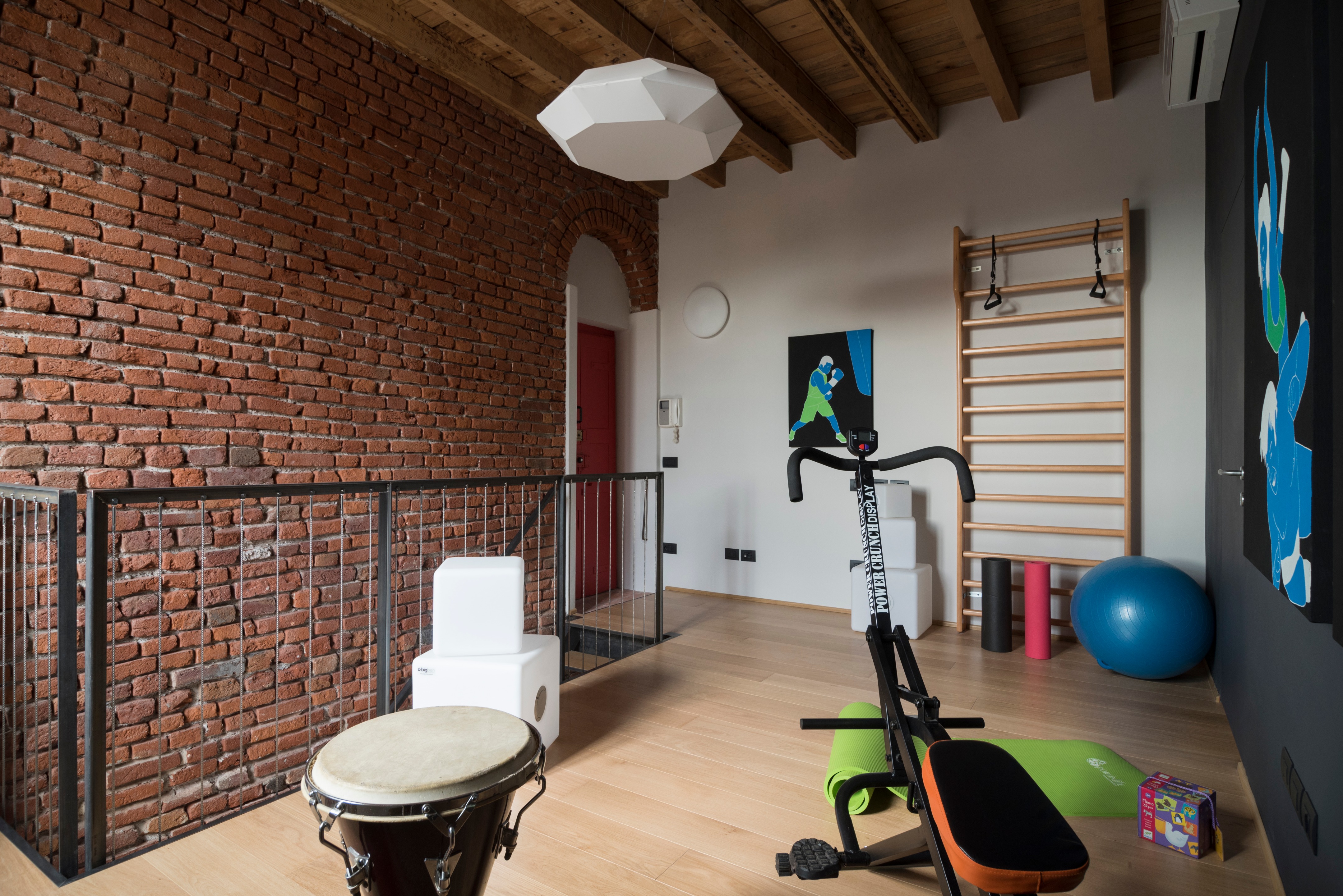 巧改公寓,打造温馨四口之家-3