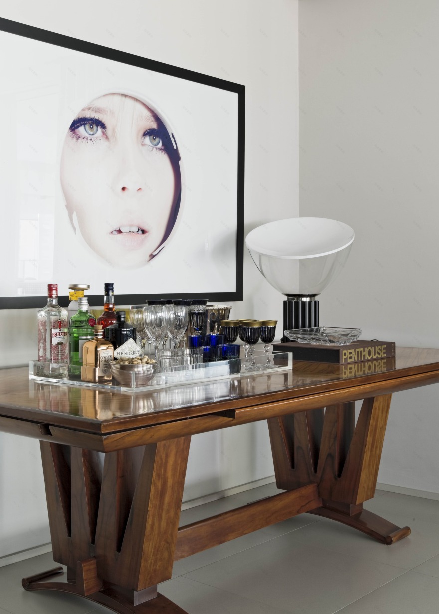 巴西设计公寓 | 工业风木饰面打造男性化魅力空间-20