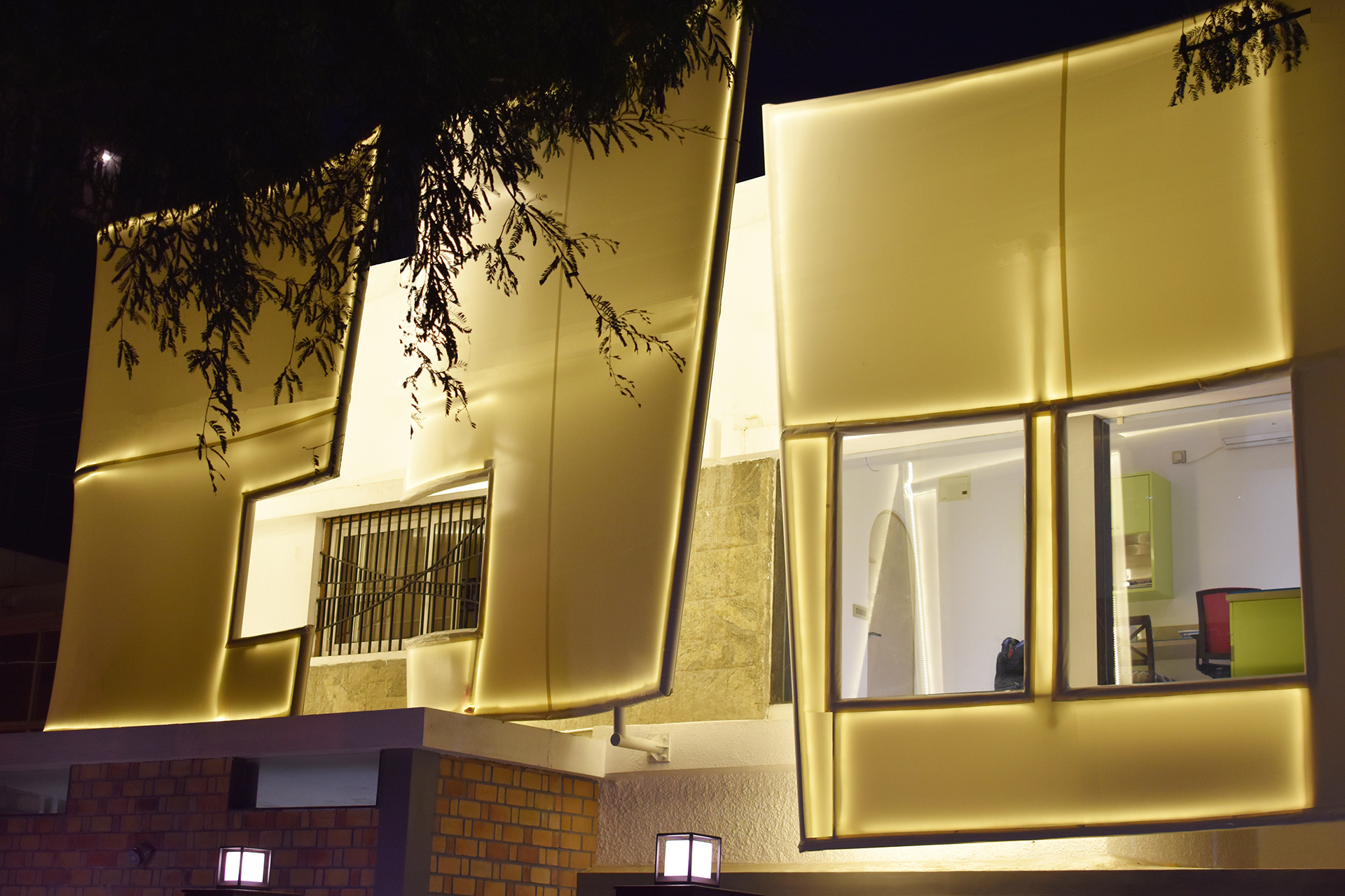 波浪形张力布别墅立面改造-6