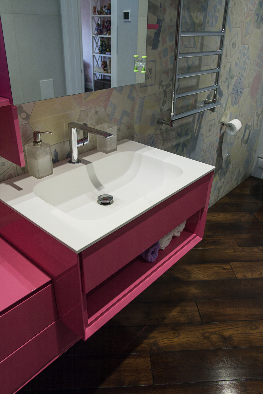 温暖家庭,现代风格与民族元素的完美融合-34