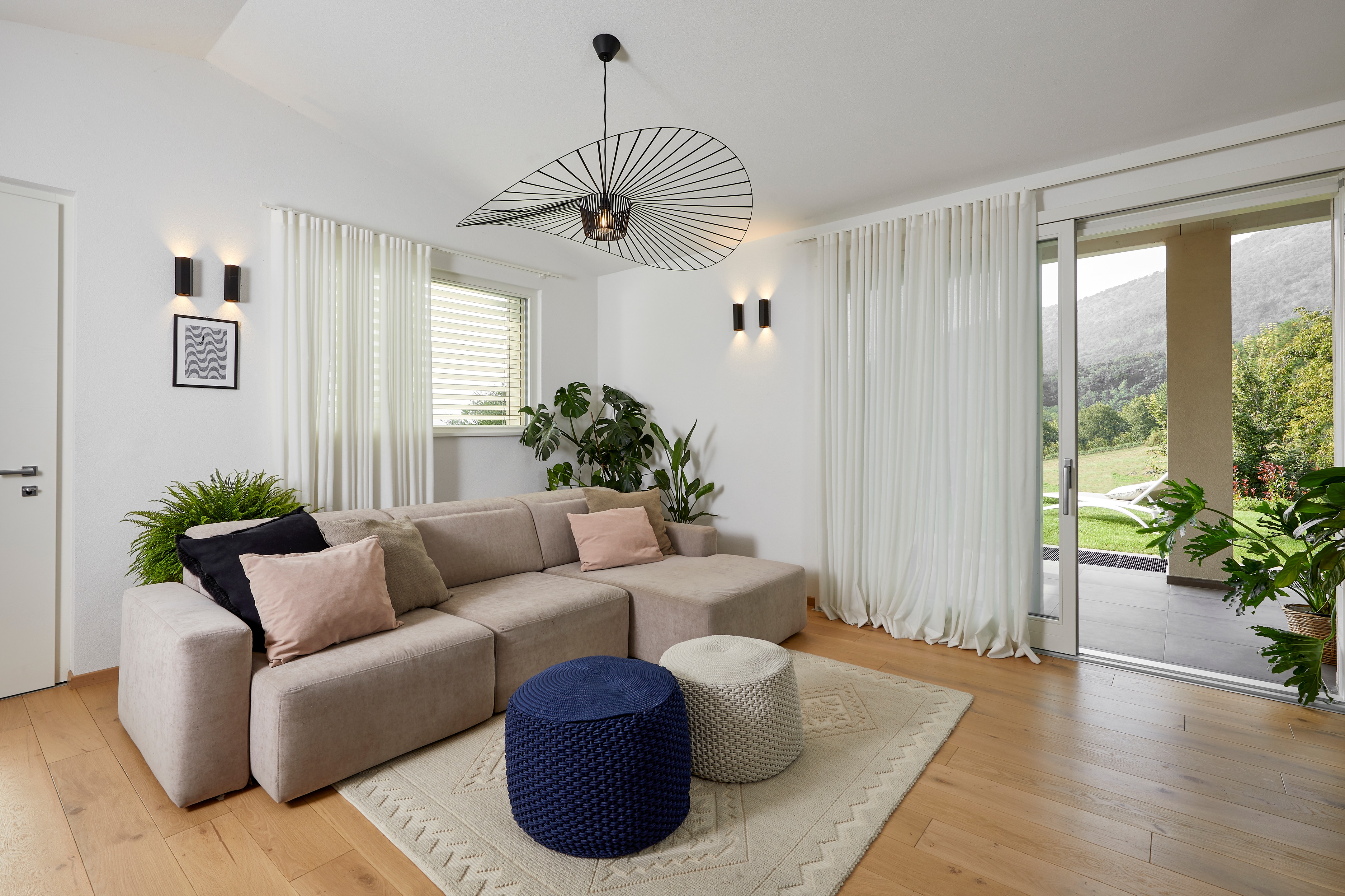 极简北欧风别墅设计 | 自然与工业的和谐融合-3