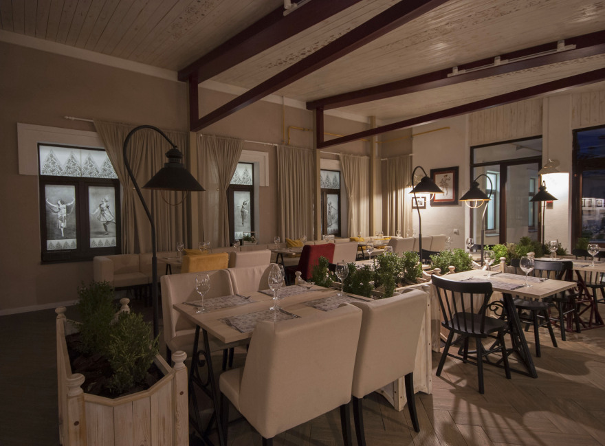 历史韵味的 BAKST 餐厅,文化传承的盛宴-20