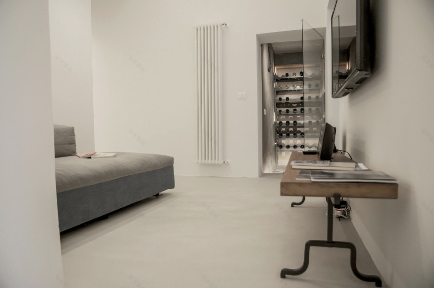 复古与现代共融的意大利公寓设计-17