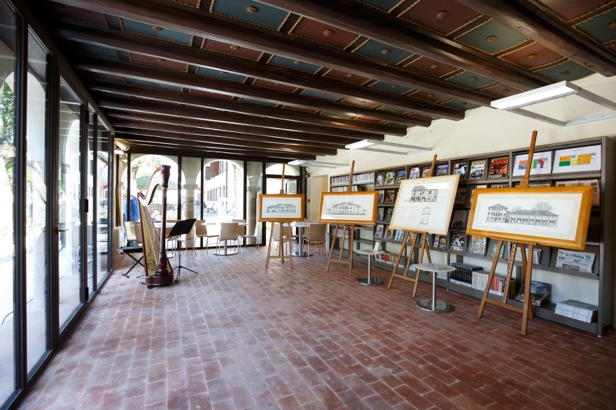 意大利古宅变身现代图书馆-8