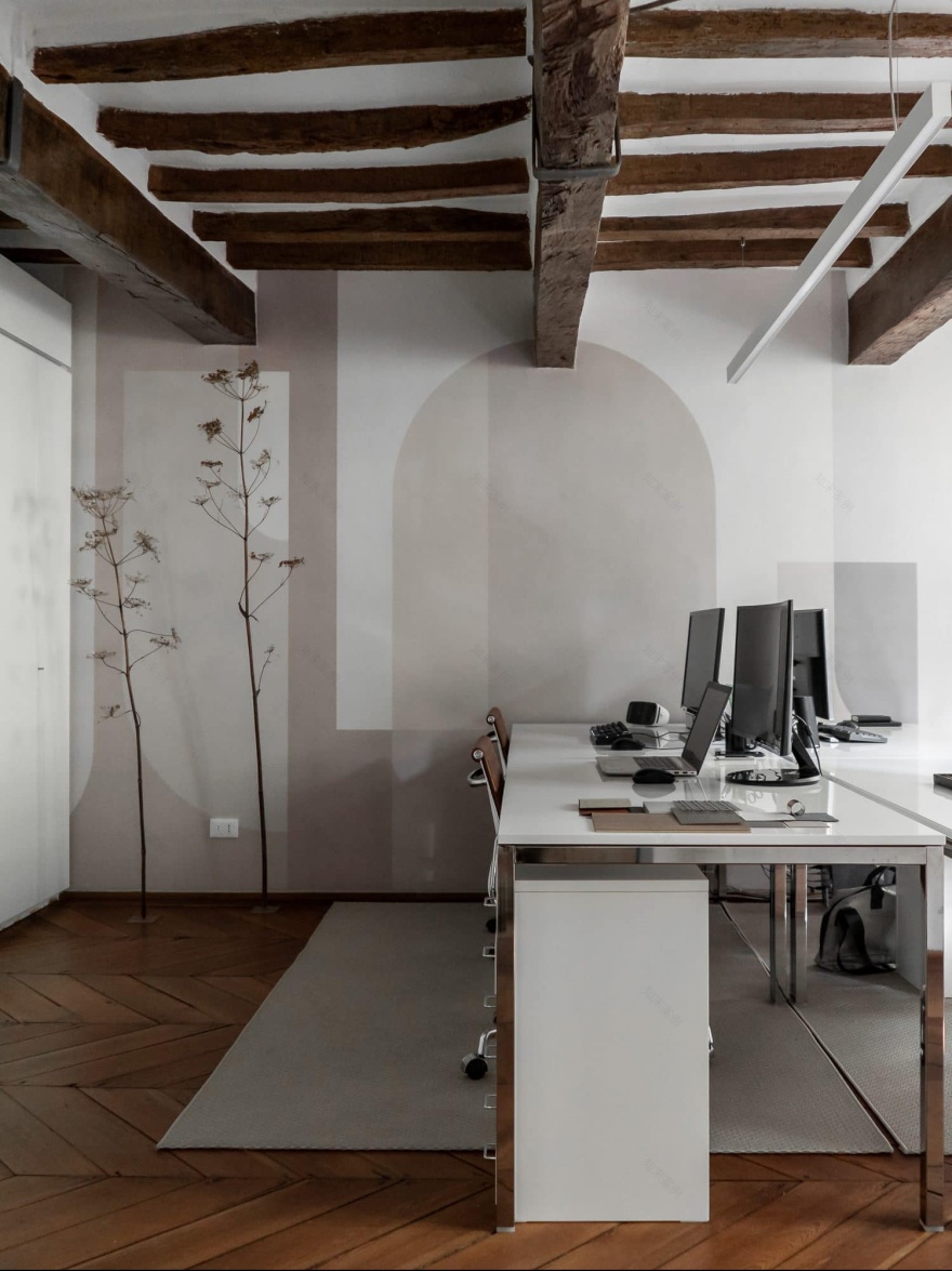 意大利古城中的创意工作室-0