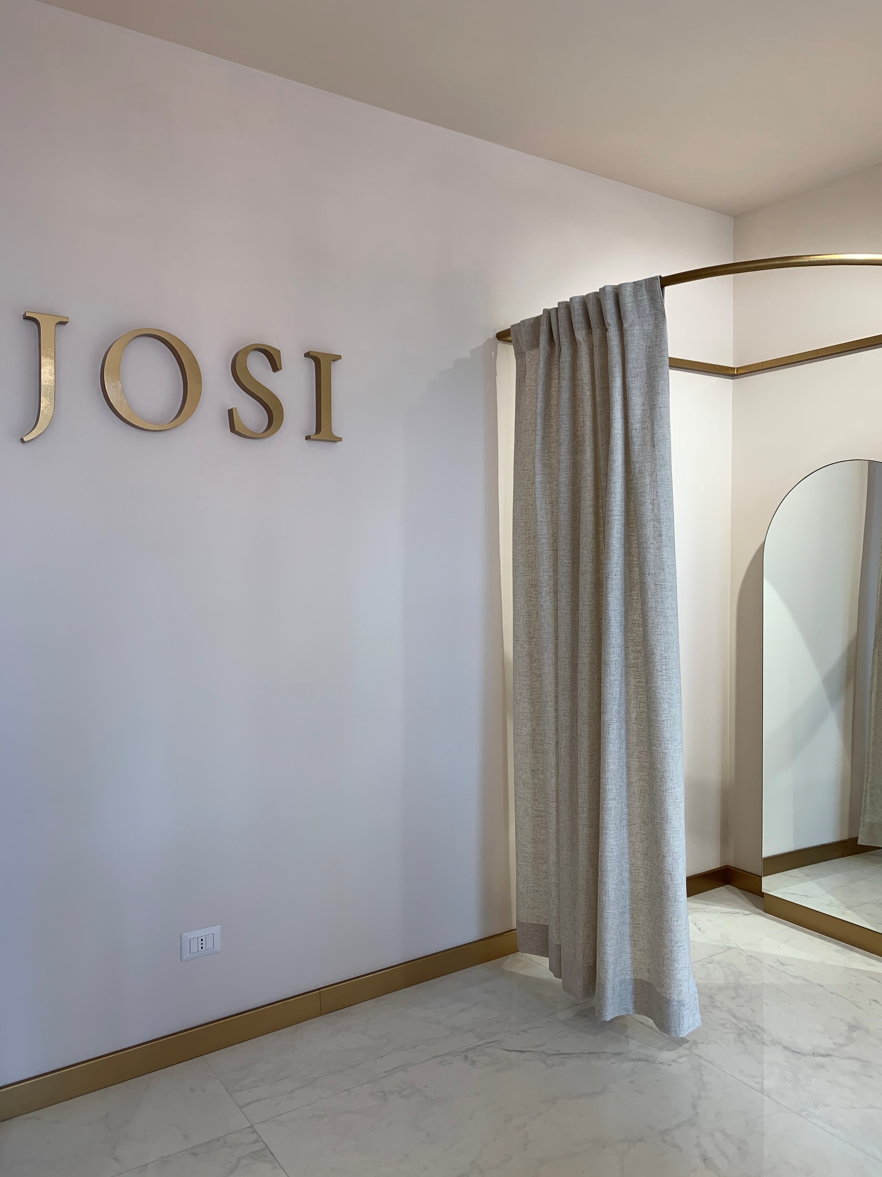 JOSI BOUTIQUE-1