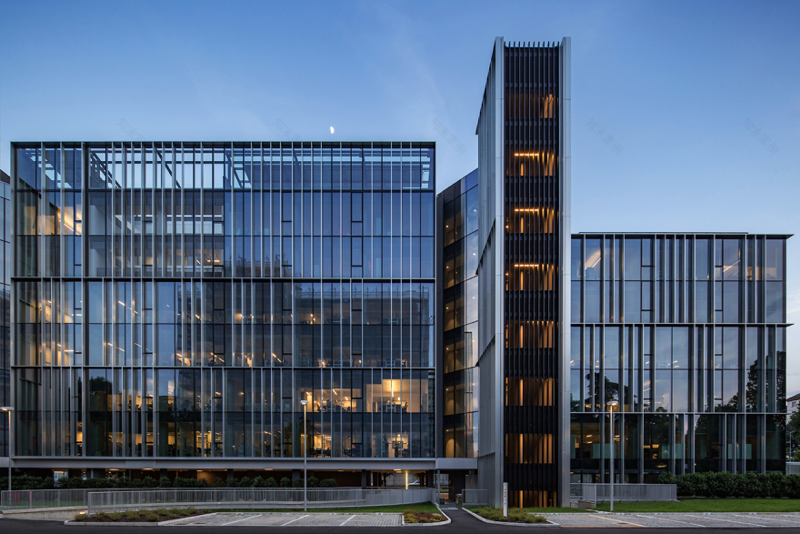 Engie 总部办公建筑 | 节能环保,室内外一体化的现代设计-10