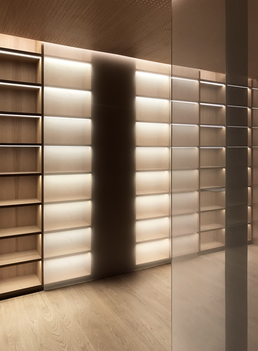 菲利普·菲谢代理处-2