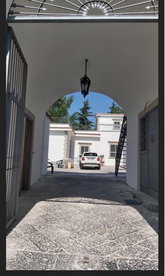 17 世纪古宅翻新，尽享那不勒斯湾美景-1