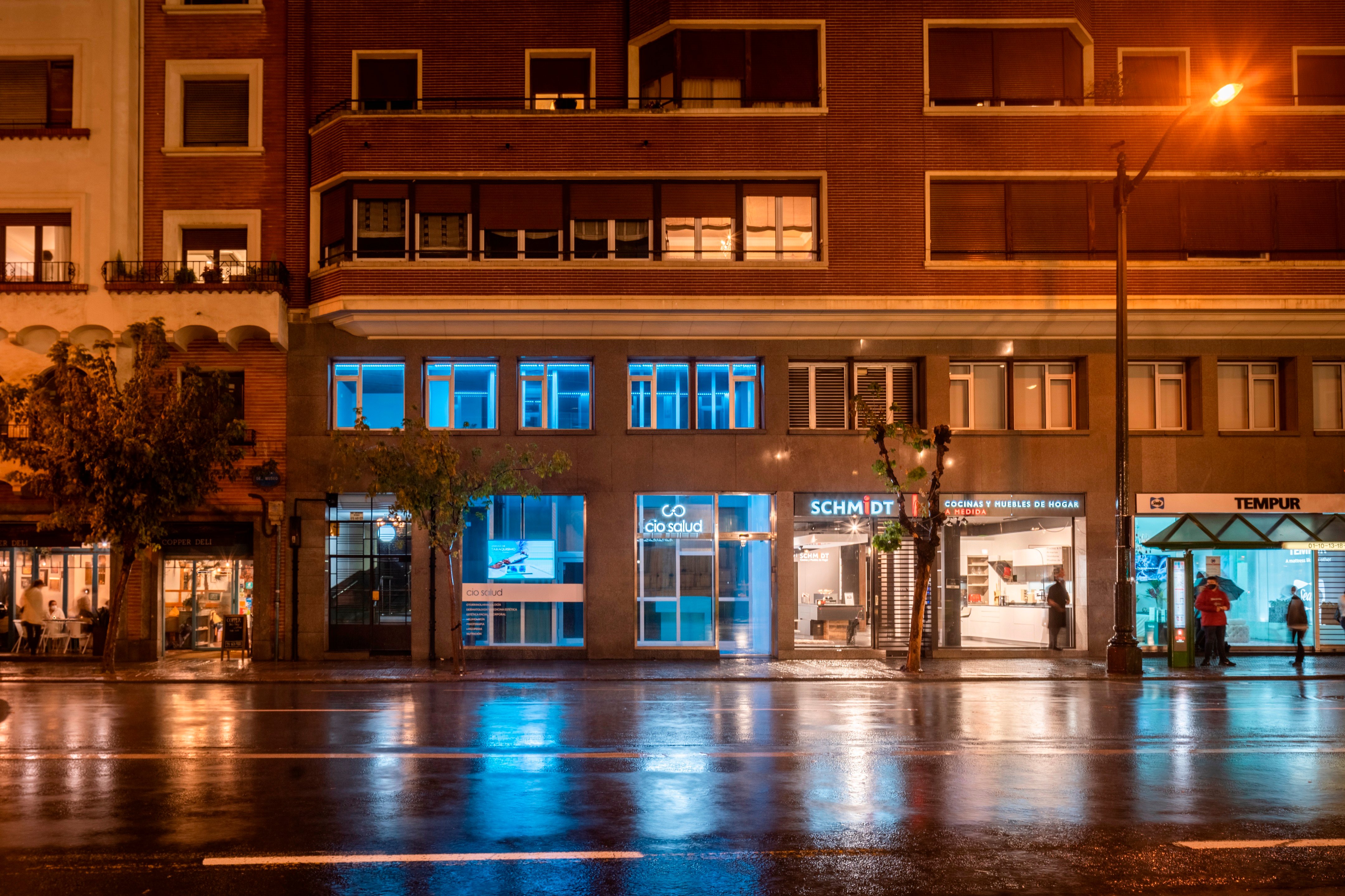 双层空间的巧妙融合 · CIO Salud Facilities-0