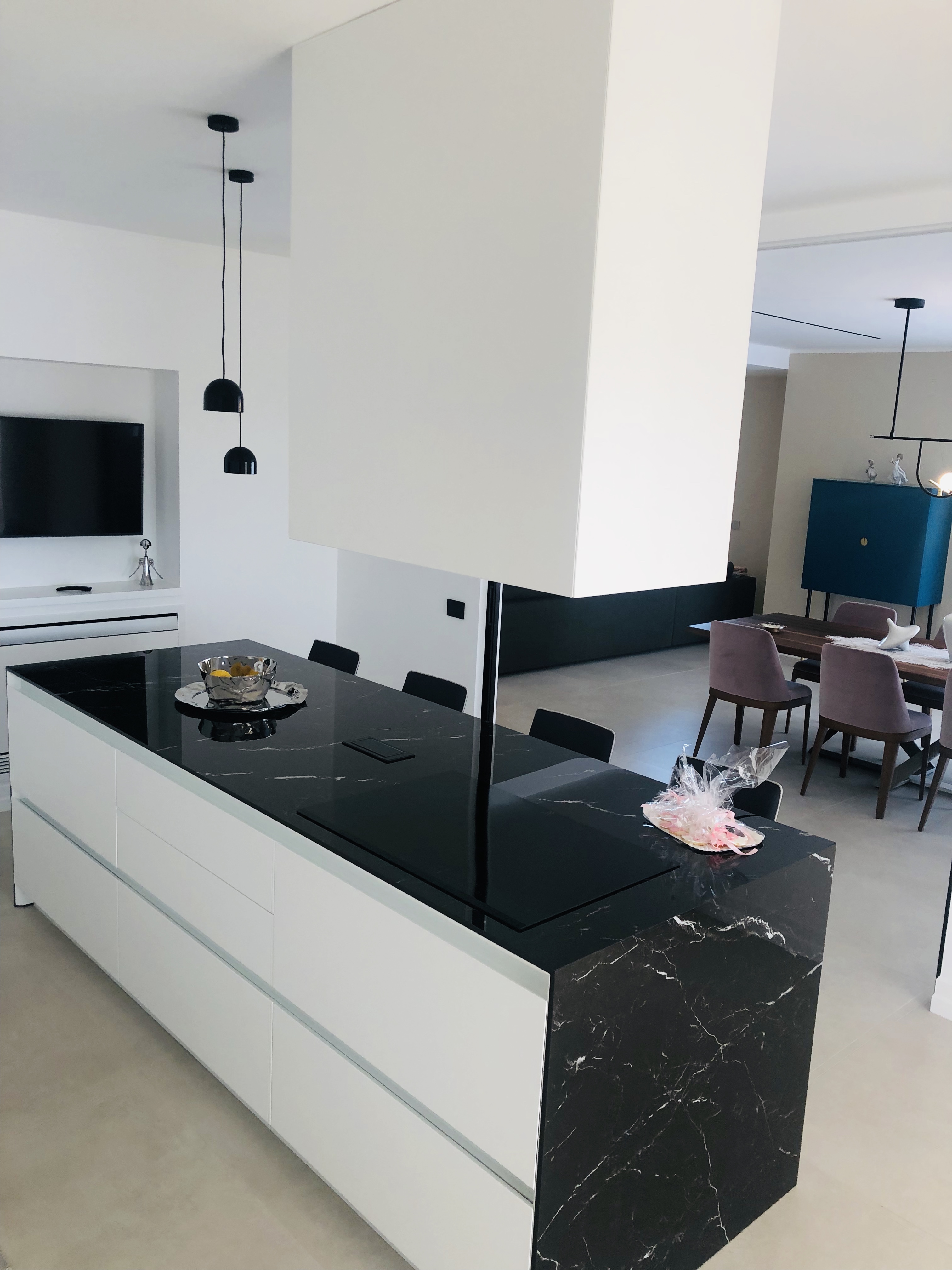 意大利海滨别墅的现代魅力-17