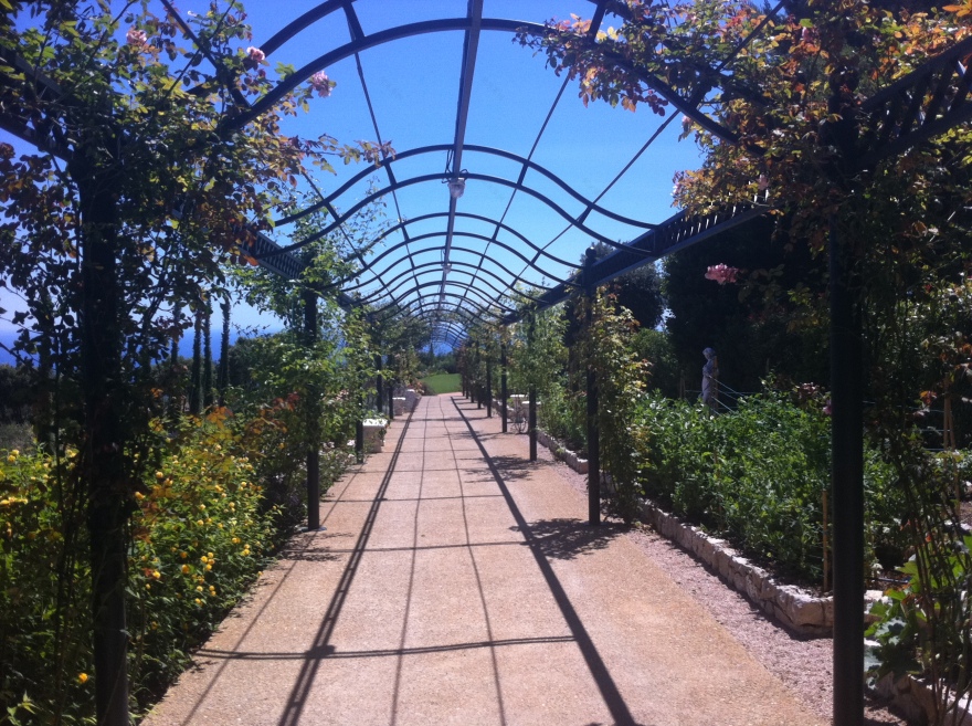 悬崖之上的地中海花园-27