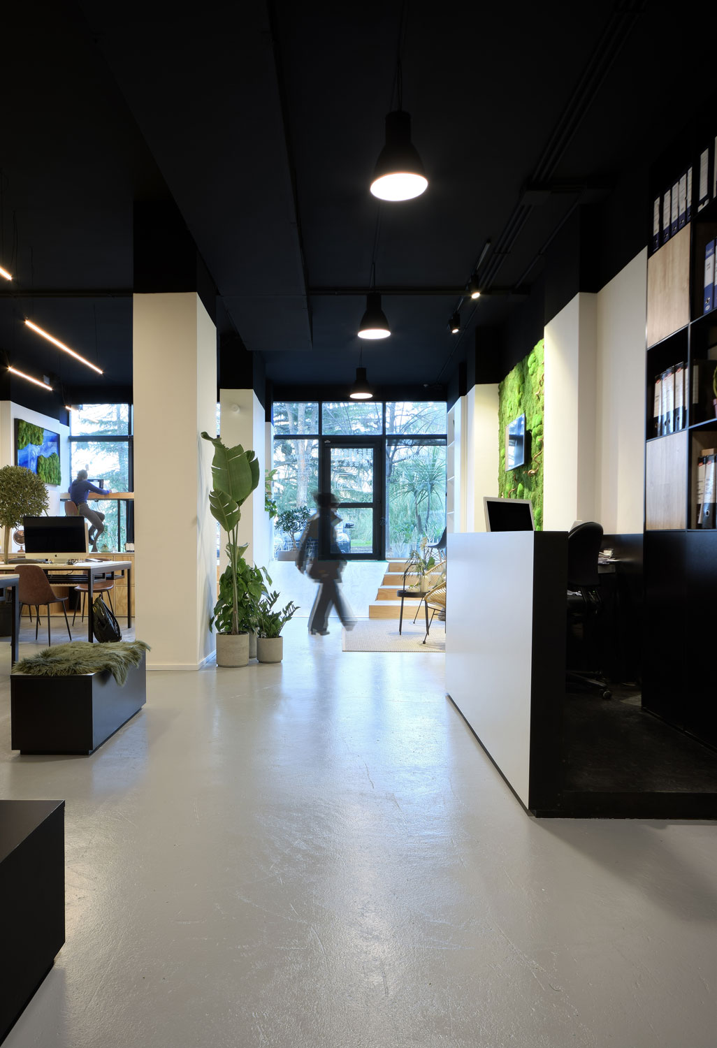 绿意盎然的工作空间-17