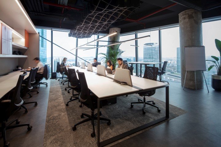 伊斯坦布尔 AT Kearney 办公室的灵动创意空间-31