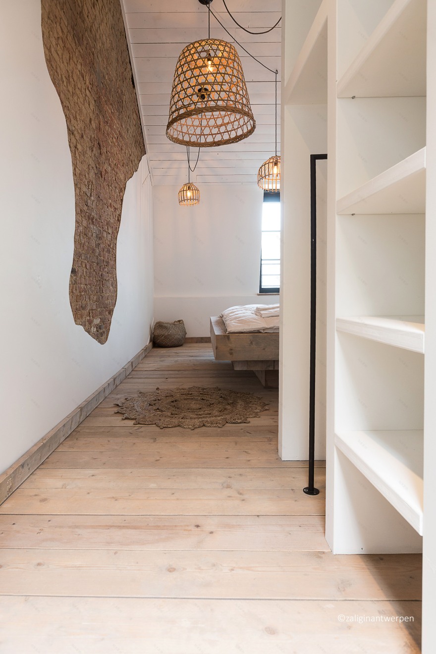 比利时安特卫普十五世纪老屋翻新成豪华度假屋-24