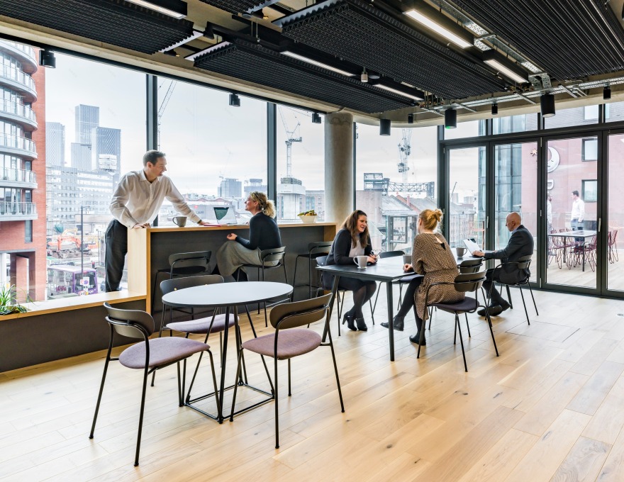 在河畔宅邸沉思-4