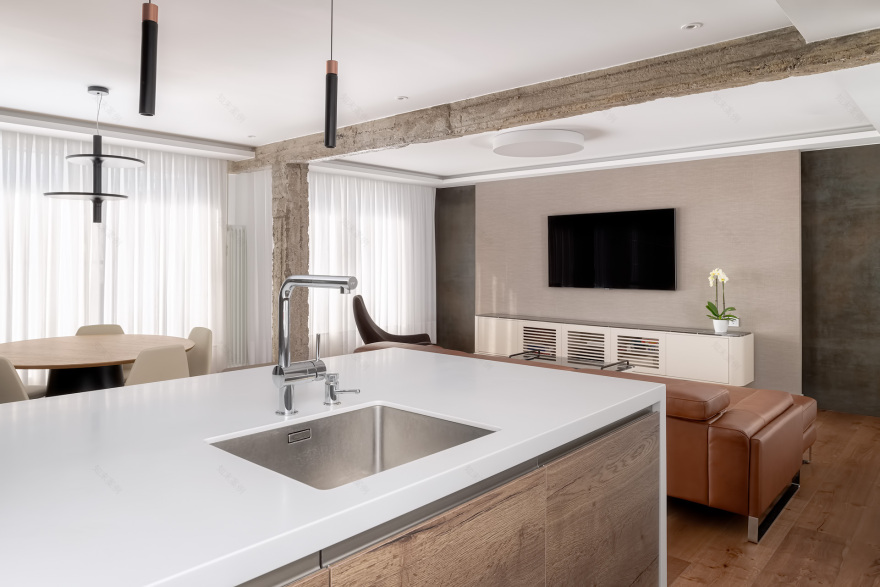 自然呈现的 brutalism 风格家居丨SpainVizcaya丨Efecto3-8