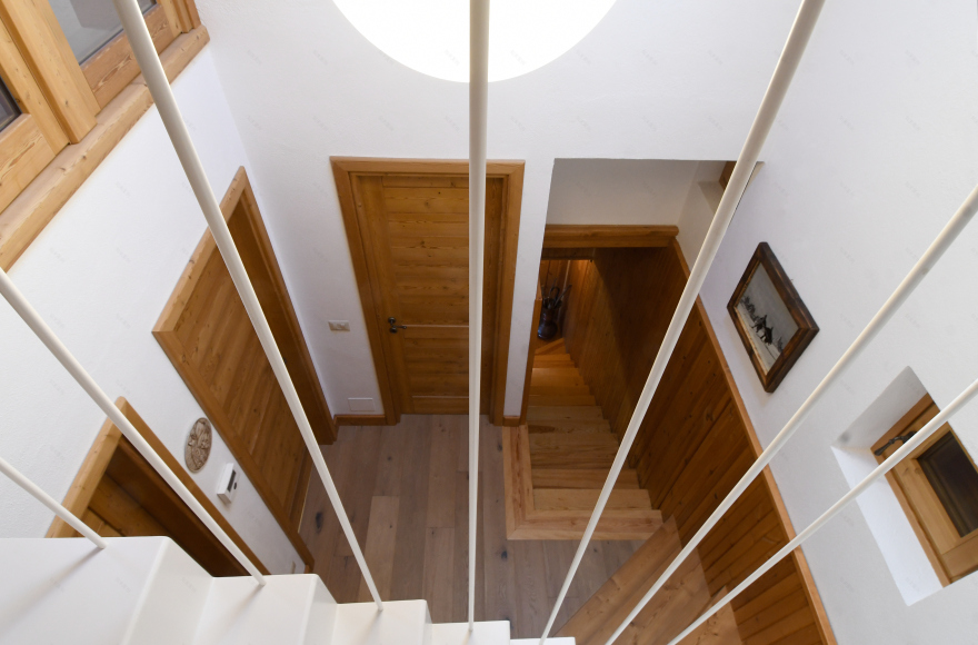 回忆满满的山区家庭住宅翻新-3