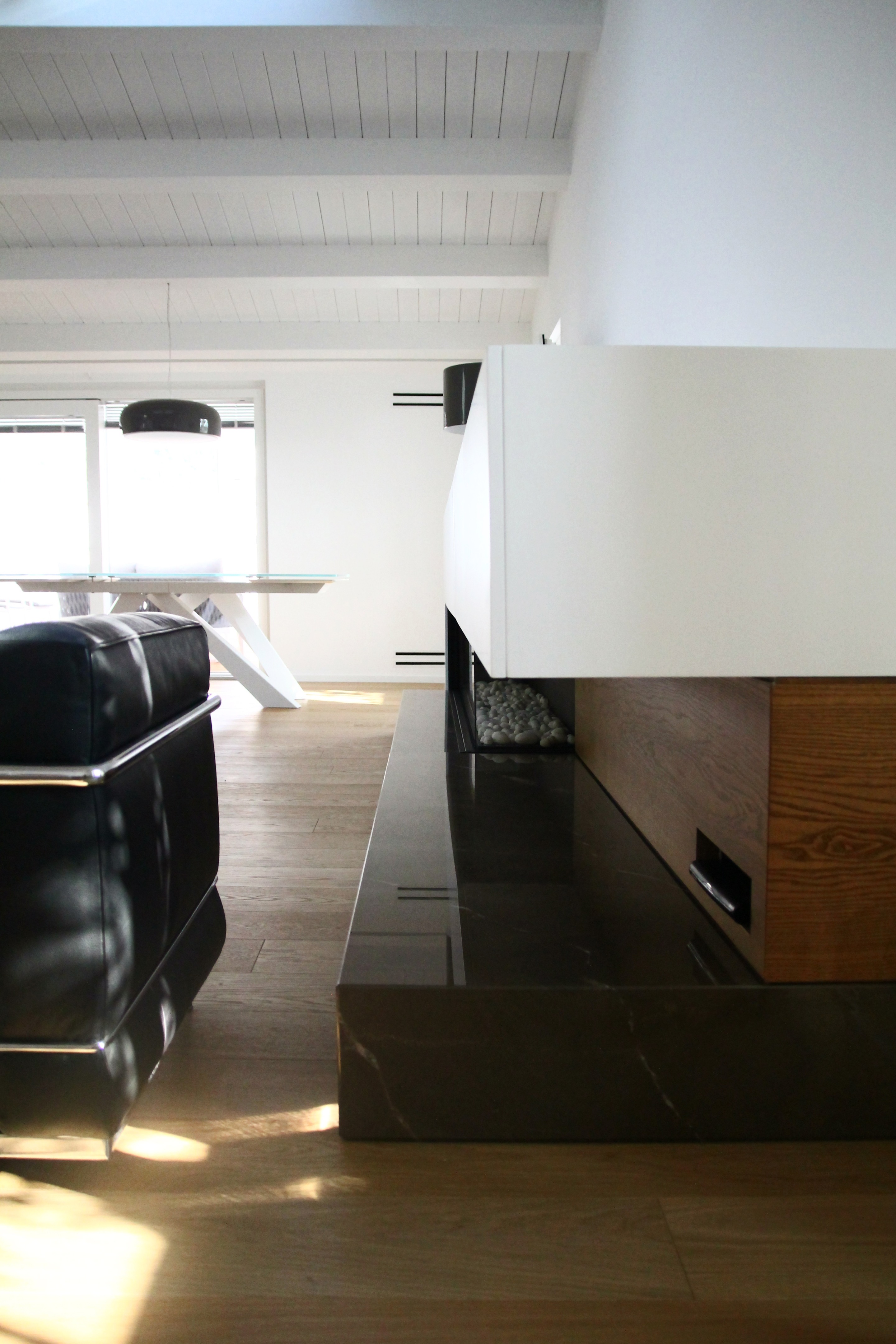 意式简约别墅改造，焕发新生-16