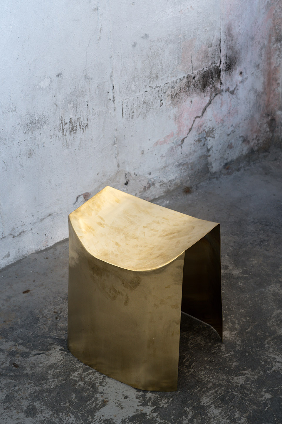 一张凳子，香港/用凳子连接设计的传统与未来-24