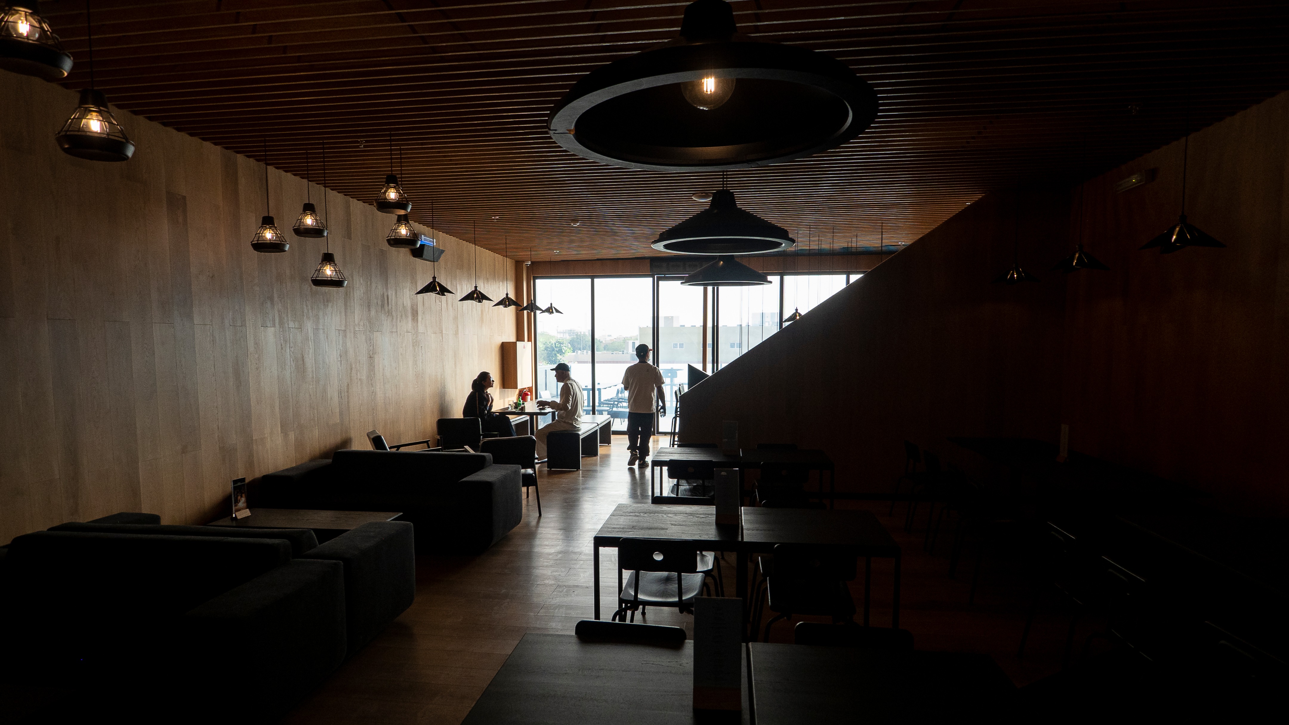 '返璞归真'咖啡店 | 英式设计打造沙特阿拉伯现代咖啡文化-11