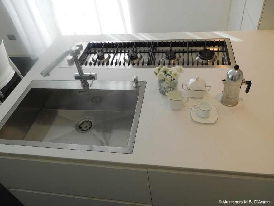 黑白极简,绿意盎然——意大利私人住宅设计-13