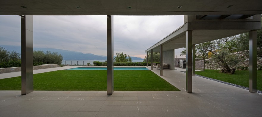 意式湖畔别墅,诠释自然与现代共生设计-5