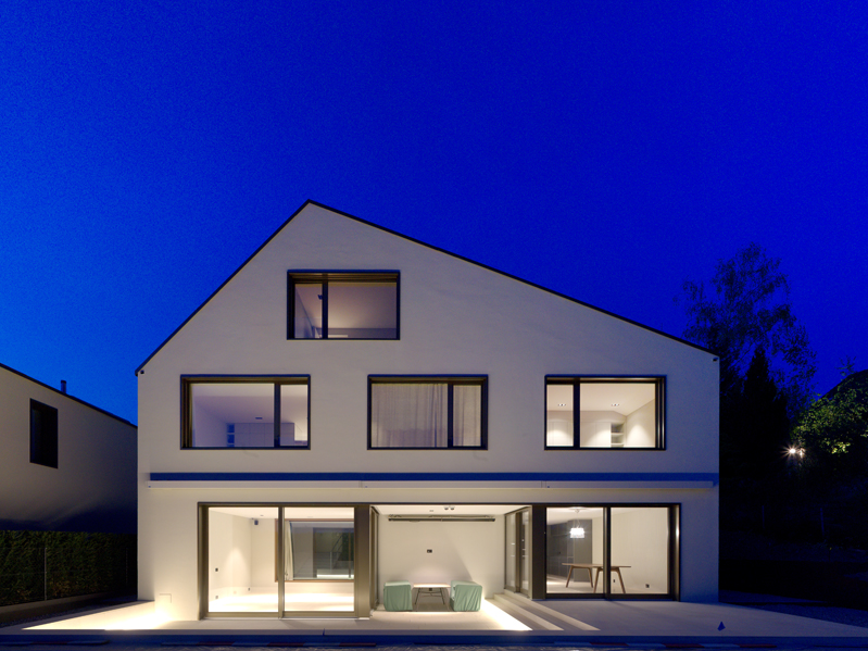 HUBSCHMITZ Architekten 别墅建筑 · Houses in Zumikon-0