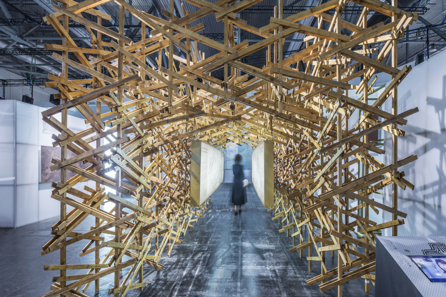 穿越“云门”探宋城 · 当代转译彩楼欢门的空间装置-17