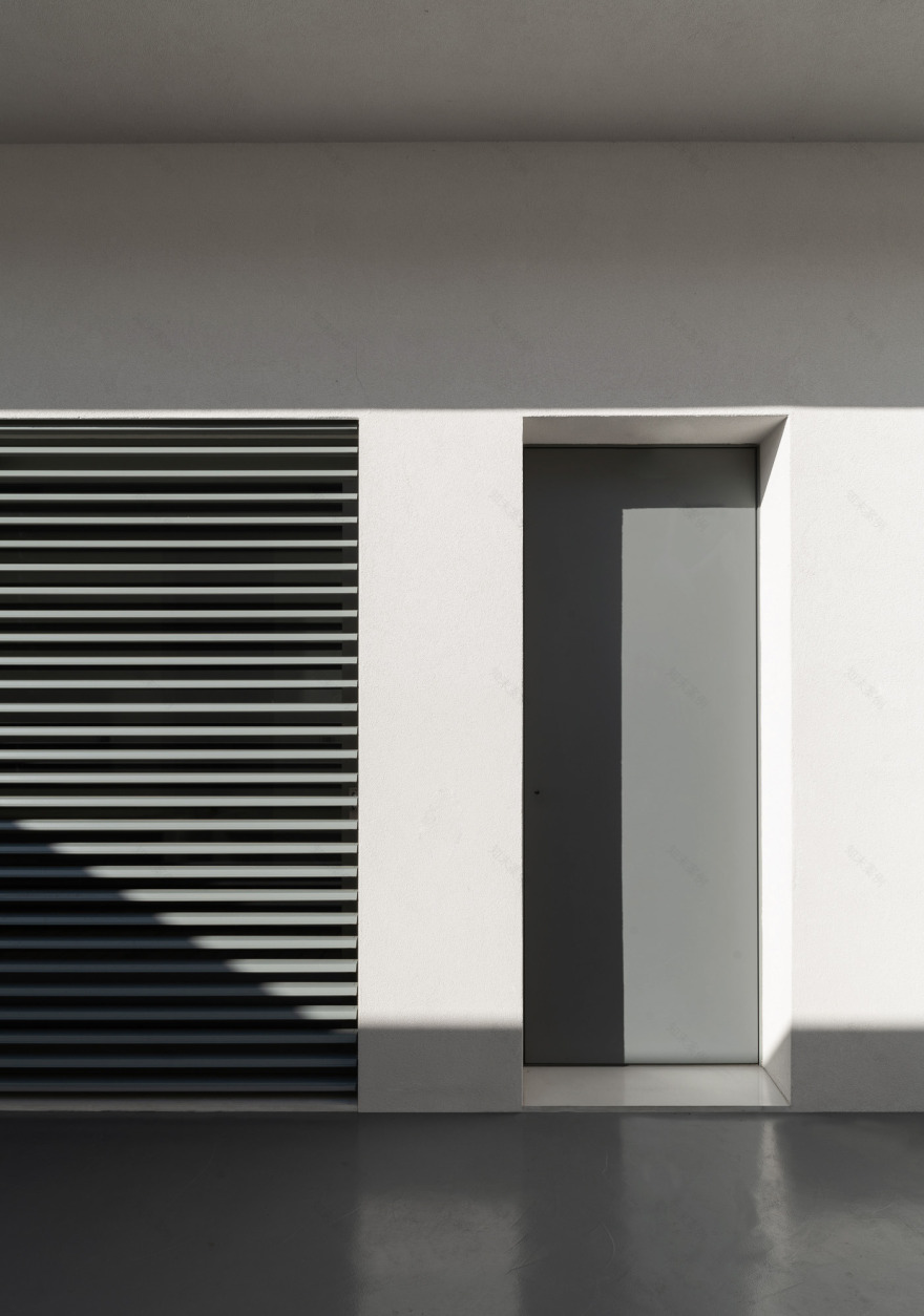 巴里别墅建筑设计,和谐融入环境-5