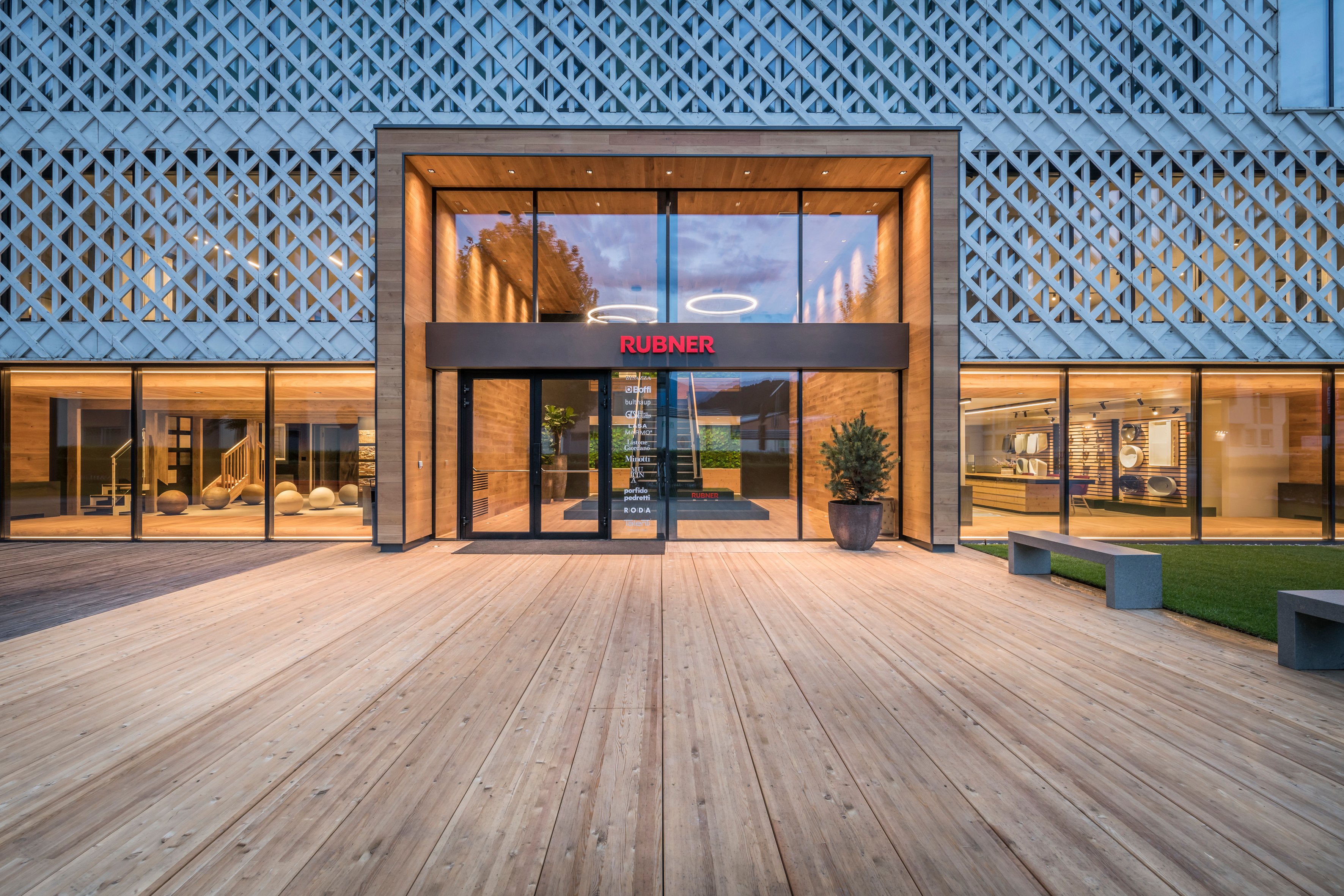 鲁布纳精品屋-0