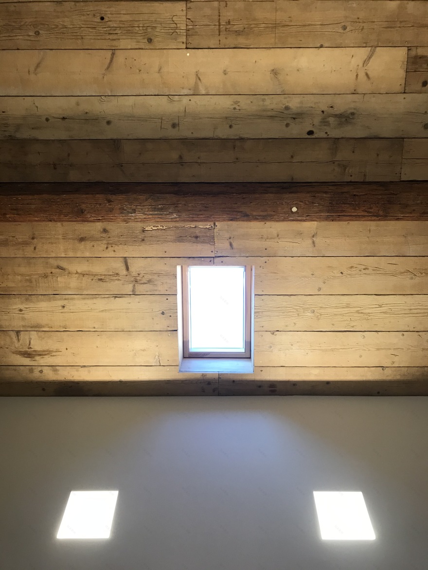 异形屋顶下的温馨家园丨Claudia Rossi-1