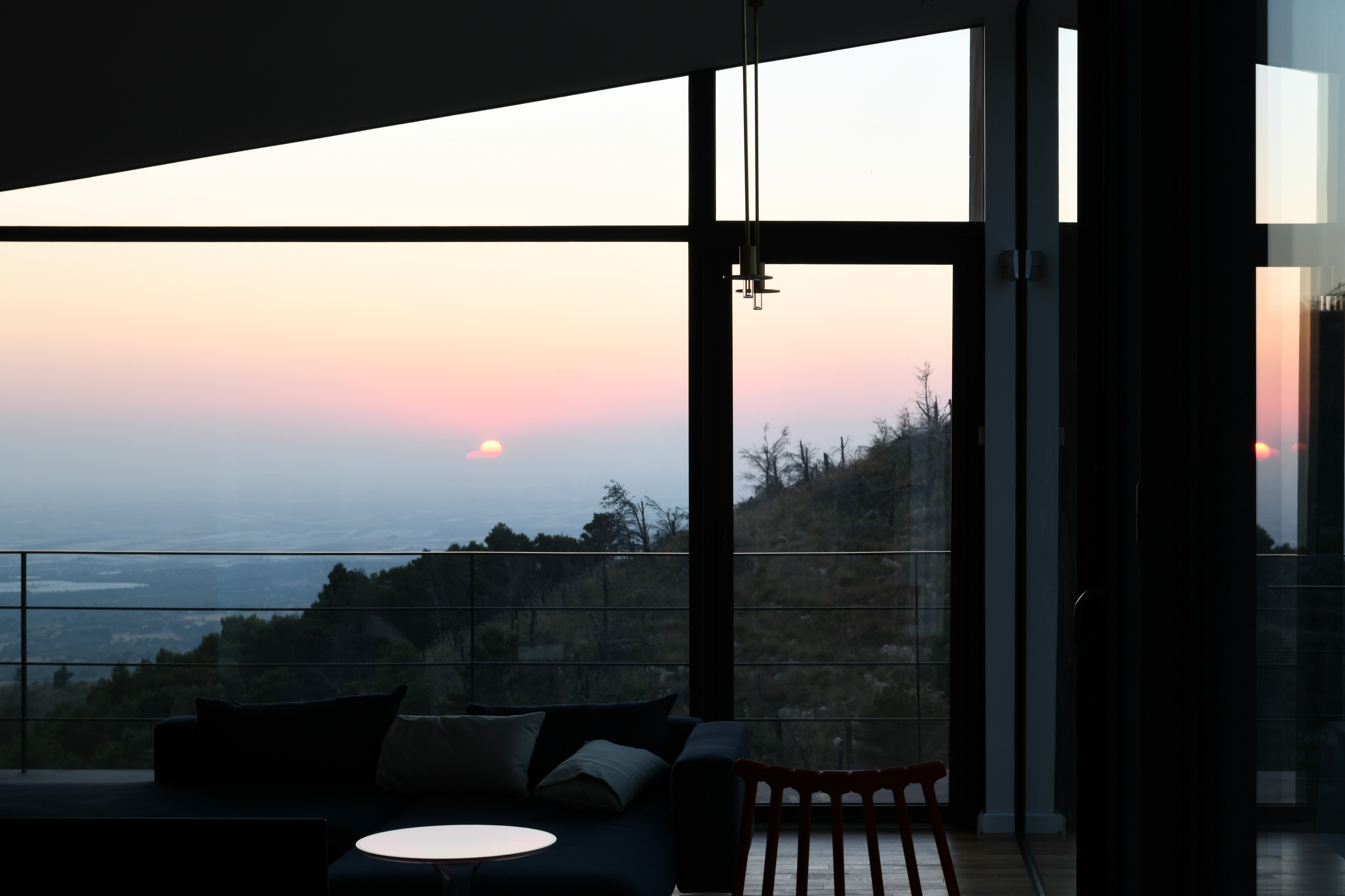 绿意盎然的自然之家——意大利 Villa Luz 别墅设计-21