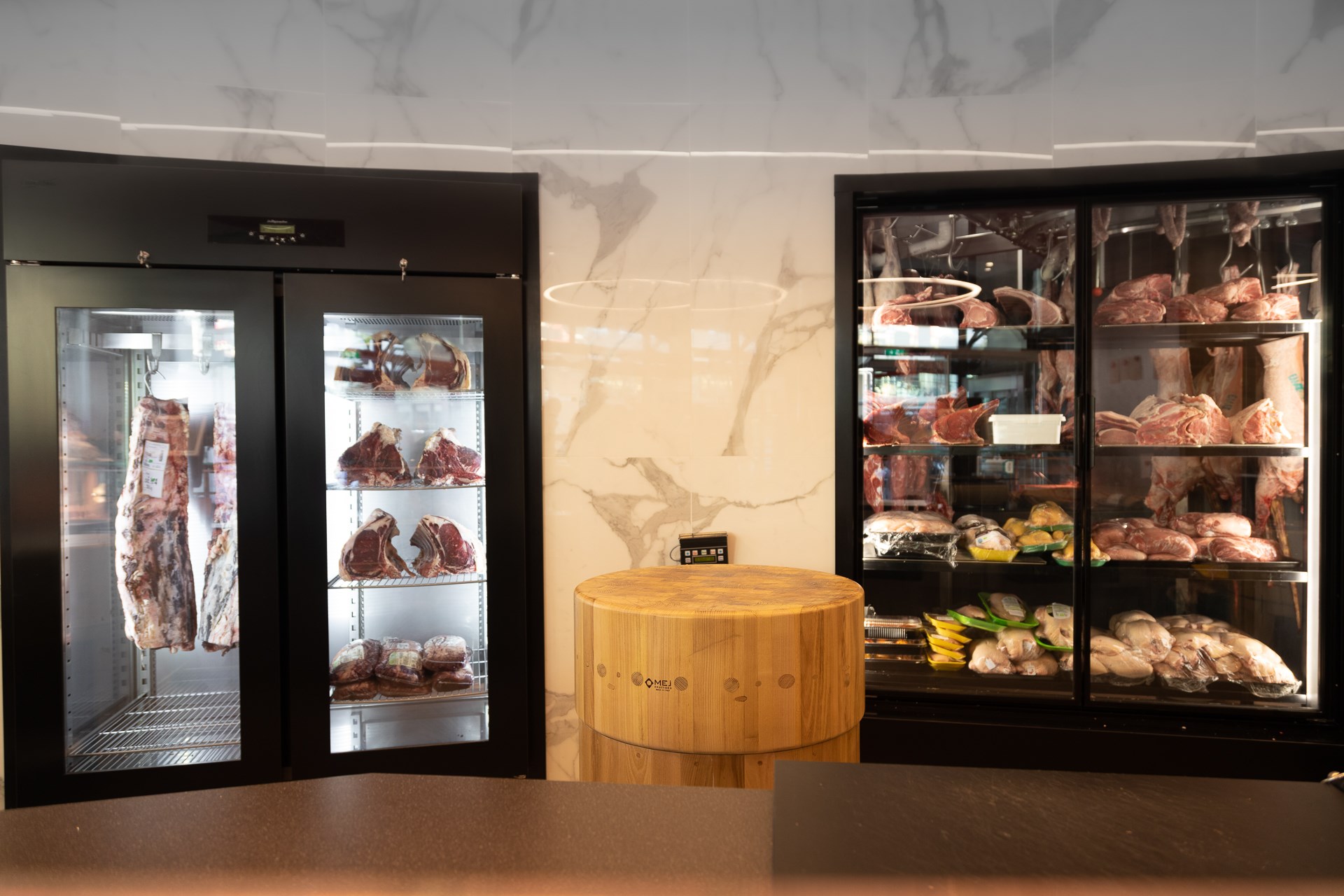 希腊肉市 | 功能布局与视觉动线的完美结合-8