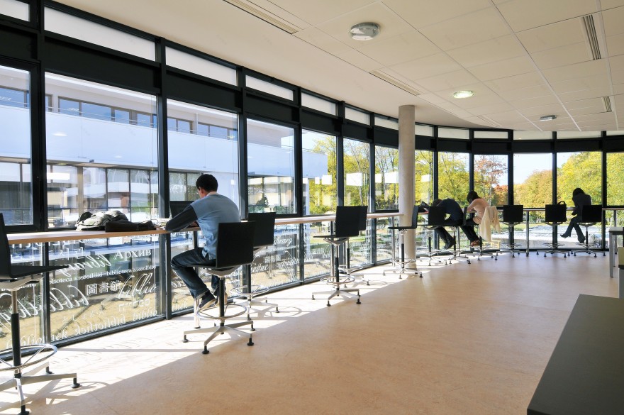 法国 ESSEC 大学校园扩建与改造项目-2